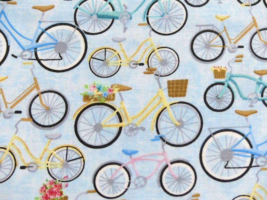 Beach Bound Fahrräder blau Sommer Frühling Fahrrad - von Henry Glass Fabrics